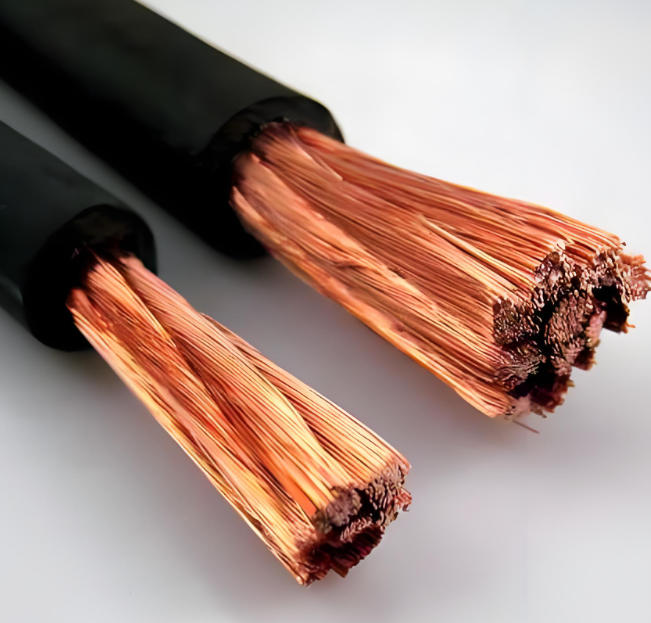 為大家分享一些用肉眼分辨高壓電線電壓的方法.jpg